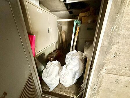 ゴミ置場。綺麗に管理されております。