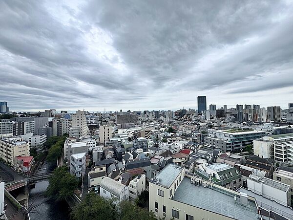 バルコニーを拡大表示