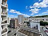 バルコニー：眺望や窓からの景色が良いと、家で過ごす時間も快適です。