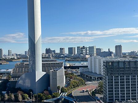 眺望や窓からの景色が良いと、家で過ごす時間も快適です。