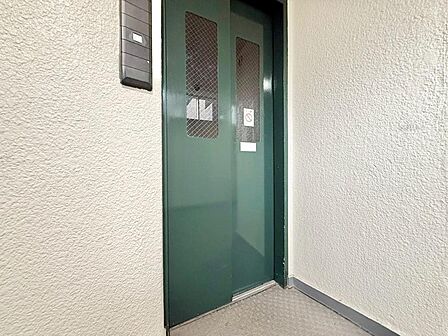 エレベーター完備のため荷物が多くなっても安心。