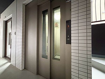 エレベーター完備のため荷物が多くなっても安心。