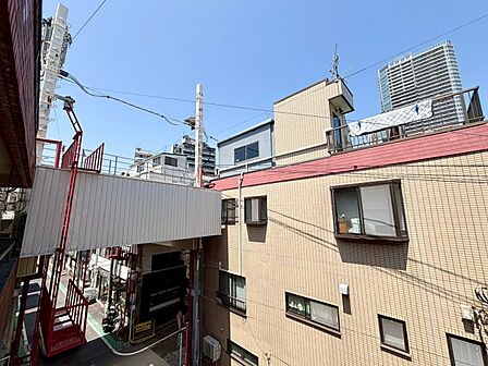 眺望や窓からの景色が良いと、家で過ごす時間も快適です。