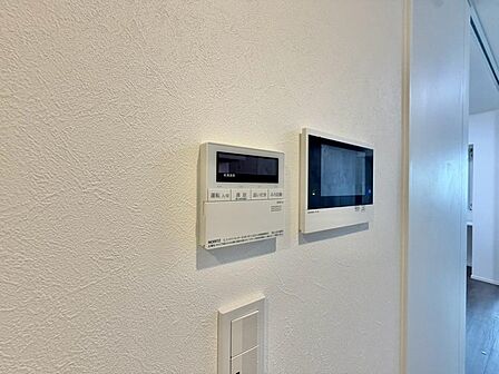 見やすい画面で操作しやすい給湯パネル。