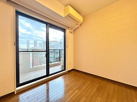 充実した生活は伸びやかな居室空間から始まります。