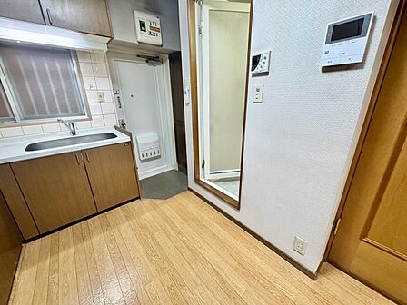 十分な広さの脱衣所。