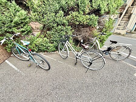 駐輪場も綺麗に整頓されています。※空き状況は都度ご確認下さい。