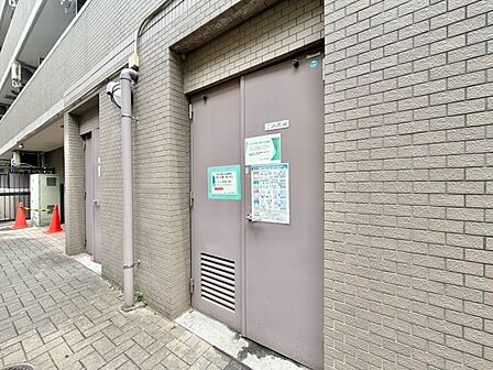 ゴミ置場。綺麗に管理されております。