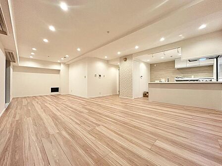 充実した生活は伸びやかな居室空間から始まります。