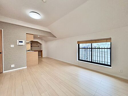 伸びやかな空間のなかで、ゆったりとしたひとときを過ごせます。