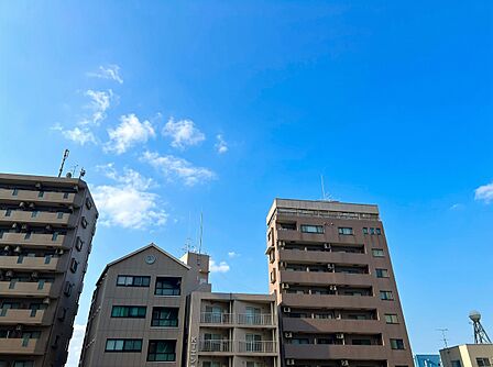 眺望や窓からの景色が良いと、家で過ごす時間も快適です。
