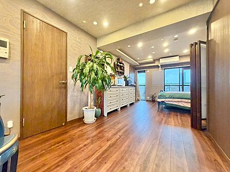 通風・採光に優れ、心地よい光と風が溢れています。