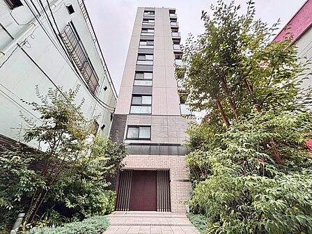 飽きのこないシンプルモダンな外観です。