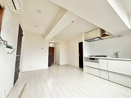 「空間が織り成すひとつ先の住み心地」を演出します。