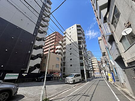 アクセスに優れ、ビジネスにもプライベートにも広範囲にカバーします。