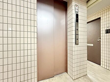 エレベーター完備のため荷物が多くなっても安心。