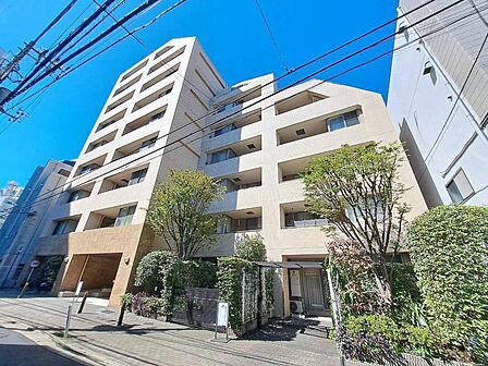 飽きのこないシンプルモダンな外観です。