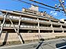 外観：忙しく過ぎゆく日常を置き去るほど、ゆったりした時間が流れる住環境。