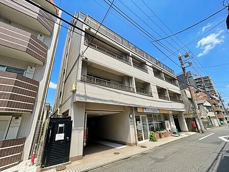 忙しく過ぎゆく日常を置き去るほど、ゆったりした時間が流れる住環境。