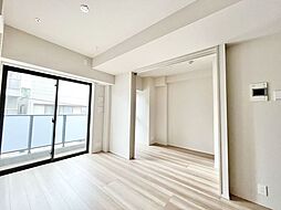 太陽の恵みを一気に受けた明るくあたたかいお住まい。吹きぬける風を感じながら爽やかで風通しの良い暮らし。