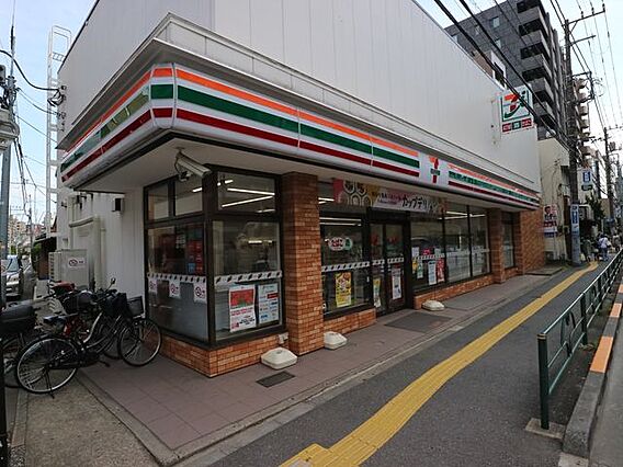 セブンイレブン...