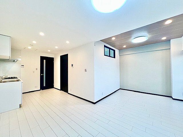 室内 第一東個マンション 4階/-