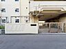 周辺：横浜市立鶴見小学校 400m