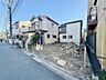 外観：穏やかな住環境と充実の生活利便性を備えたこの地で誇りに思える住まいを実現。