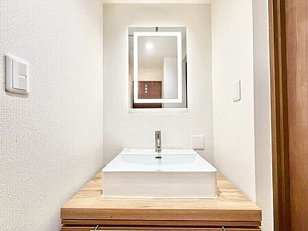 一日の始まりと終わりを心地よく演出してくれる、多彩な機能が備えられたパウダールーム。