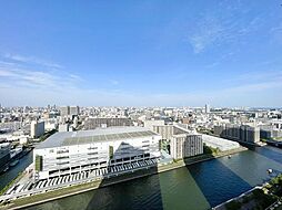 バルコニーに出た時には、頬をなでる優しい風を感じることが出来ます。つい深呼吸をしたくなる眺望です。