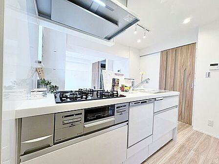 高いデザイン性と、利便性や収納力も兼ね備えています。
