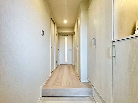 明るく開放的な空間が住まう方の「行ってきます」「ただいま」を見守り続けます。