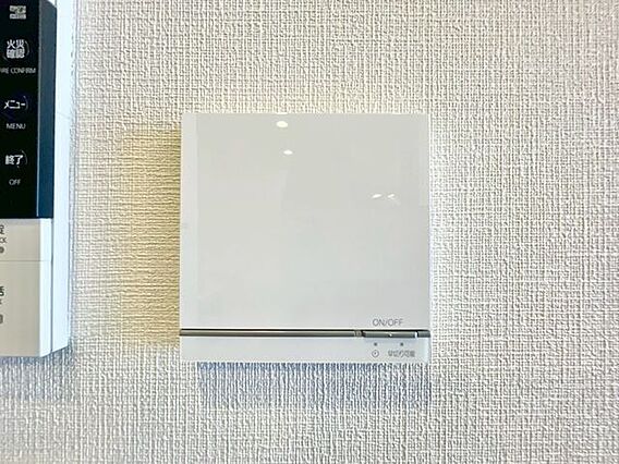 床暖房は空気を...