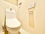 毎日使う場所だからこそ、使い勝手を考慮しました。白を基調に、飽きのこない空間に。