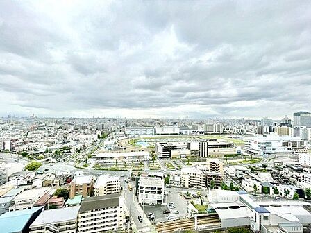 バルコニーに出た時には、頬をなでる優しい風を感じることが出来ます。つい深呼吸をしたくなる眺望です。