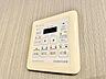 浴室：扇風機のような心地よい風で、むし暑さをすっきり解消。天気を気にせず、お洗濯もできて便利です。