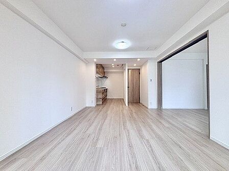 会話が弾むリビング、料理が愉しくなるキッチン。家は、ただ生活する場ではなく、暮らしを愉しく、快適に。