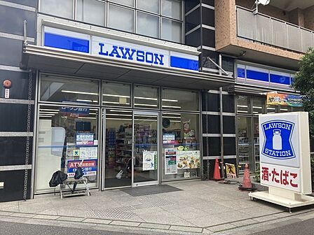 ローソン港南三丁目店 60m