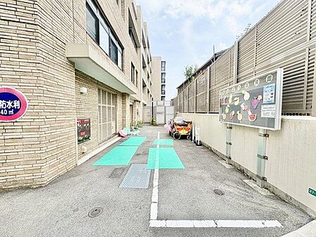 マンション内に中野区認定保育園あり。