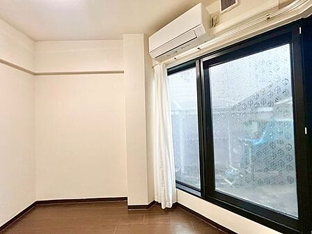 一日の中で多くの時間を過すことになる住まいだからこそ、いつも穏やかな空間であるように心掛けています。