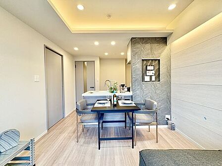 豊かな居住性と、クオリティが見事に調和した住空間は、住まうことの喜びを感じさせてくれます。