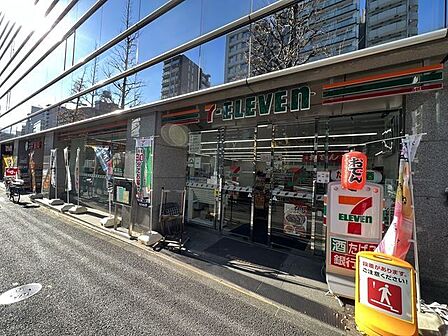セブンイレブン小石川白山通り店 400m