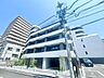 外観：爽やかな青空の下に贅沢なほどに降り注ぐ陽光、豊かな居住性。クオリティが見事に調和した住空間。