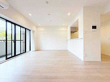 爽やかで風通しの良い住空間。美しい街並みと穏やかな住環境でやすらぎの暮らしを叶えます。