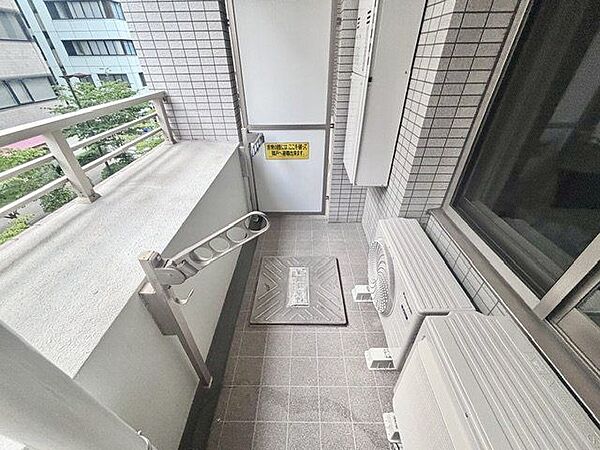 バルコニーを拡大表示
