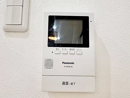 「見える安心」をカタチにしました。誰が来てもわかる様にモニター付きインターホンを設置。