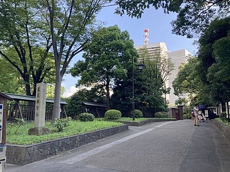旧芝離宮恩賜庭園 450m