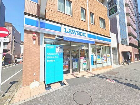 ローソン市谷仲之町店 300m