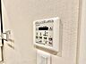 その他：扇風機のような心地よい風で、むし暑さをすっきり解消します。また、違う場面では物干し場に。天気を気にせずに洗濯ができるなんてとても便利です。