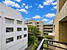 その他：さまざまな表情の景色を眺めながら、くつろぎのひと時をお過ごし頂けます。（空の加工を生成AIで行っています）